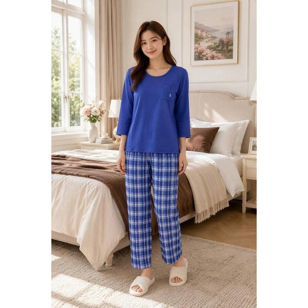 Womens IZOD(R) 3/4 Sleeve Solid Tee & Plaid Pants Pajama Set - image 