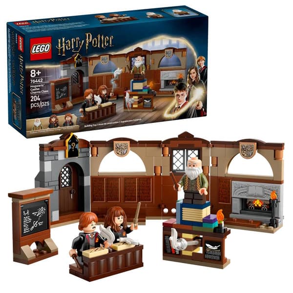 LEGO&#40;R&#41; Harry Potter Hogwarts&#40;tm&#41; Castle: Charms Class Building Kit