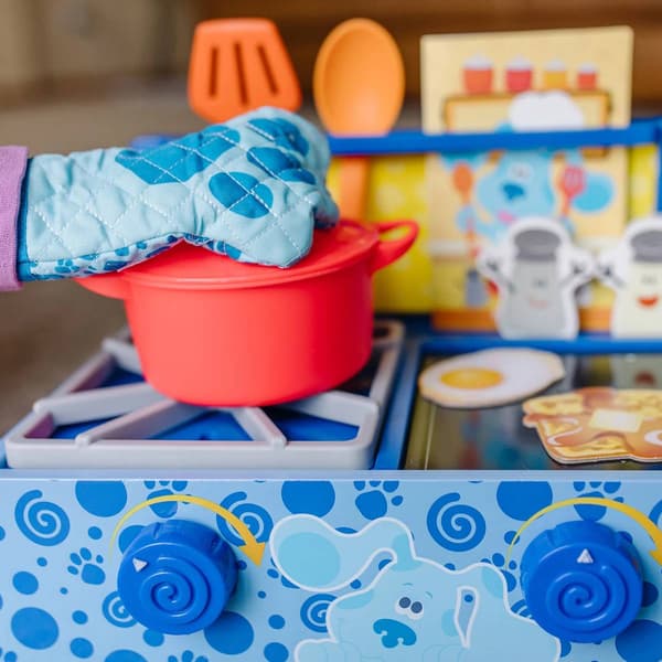 Melissa & Doug Blues Clues & You Cooking Wooden Playset