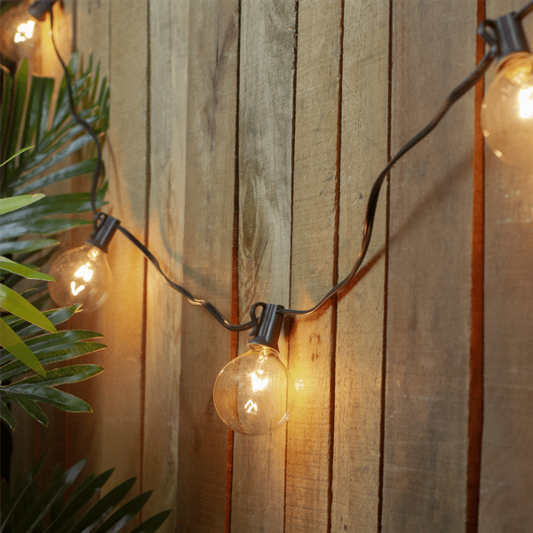 Northlight 9ft. ClearG50 Globe Christmas Light Set