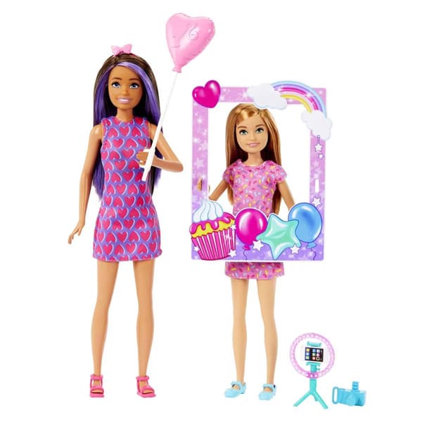 Barbie&#40;R&#41; Sisters Photobooth Dolls