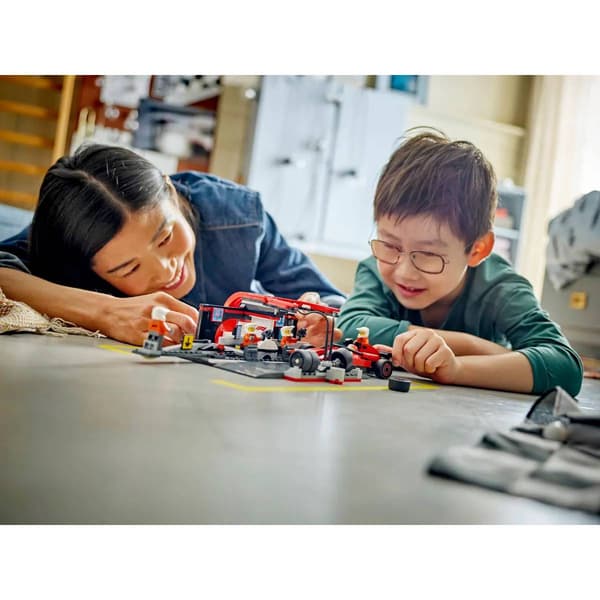 LEGO® CITY F1® Pit Stop & Pit Crew with Ferrari Car Building Kit