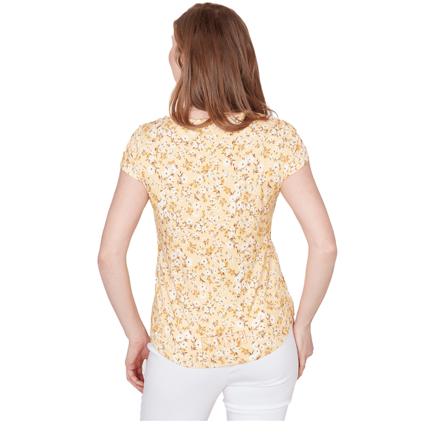 Petite Emaline Key Items Short Sleeve Ditsy Floral Tee