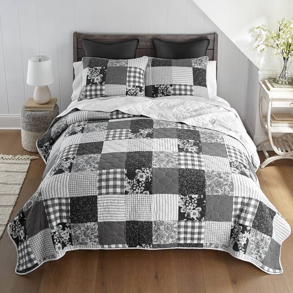 Donna Sharp Your Lifestyle Indiana Farmhouse 3pc. Quilt Set - image 