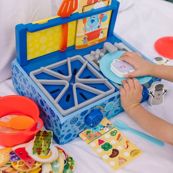 Melissa & Doug Blues Clues & You Cooking Wooden Playset
