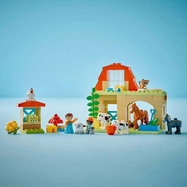 LEGO&#174; DUPLO Caring for Animals at the Farm