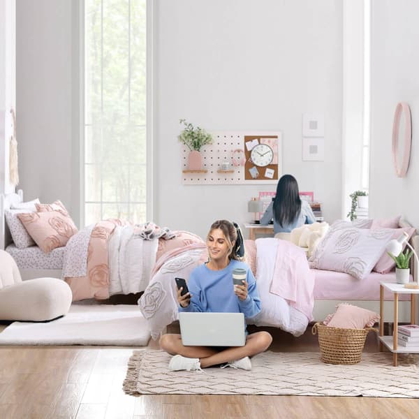 Betsey Johnson Rambling Rose Cotton White Duvet Set