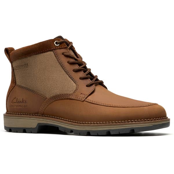 Mens Clarks(R) Collection Maplewalk Rise Chukka Boots - image 