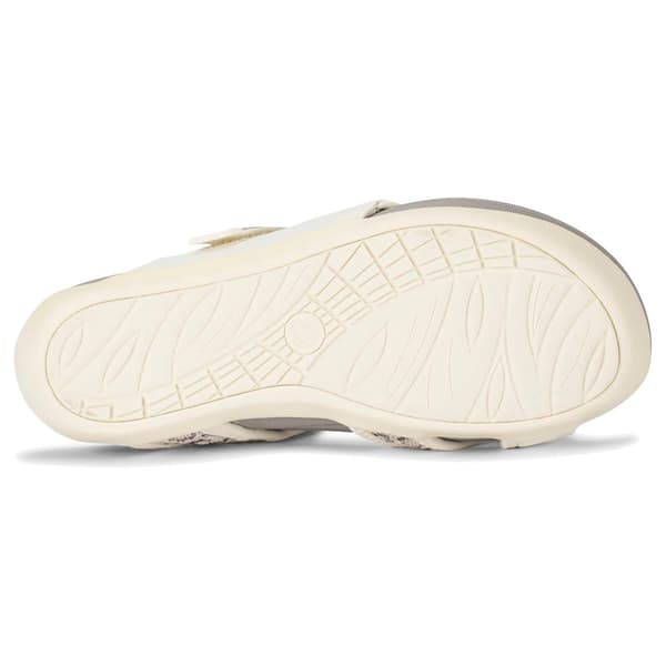 Womens BareTraps&#174; Deserae Platform  Sandals
