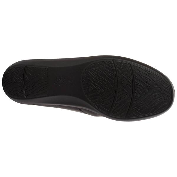 Womens LifeStride Notorious Flats