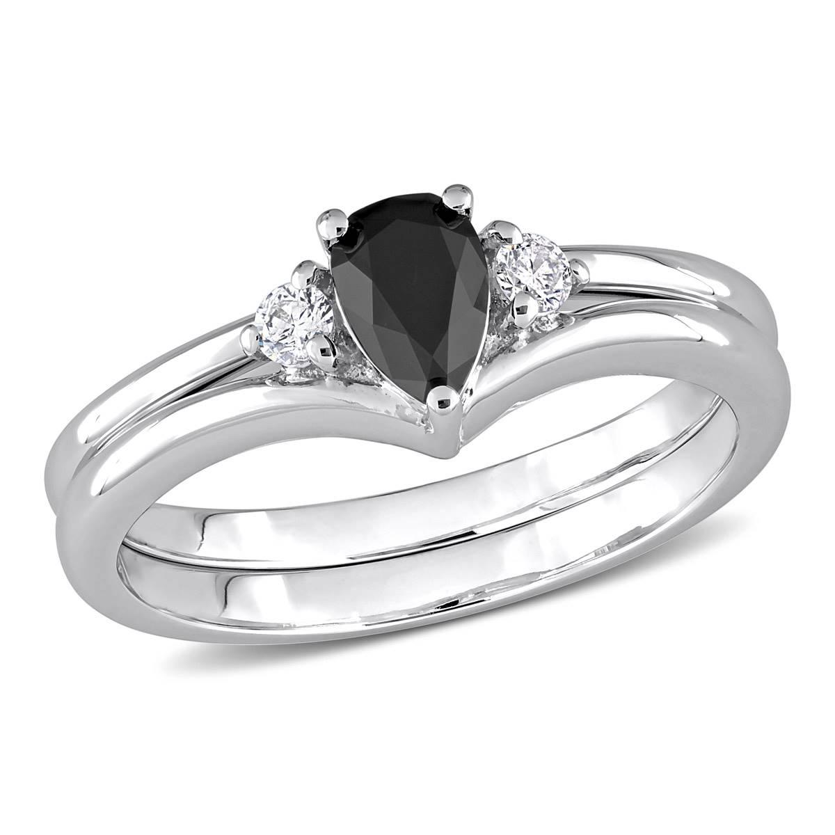 Radiant Rainbow™ 10kt. White Gold 5/8ctw. Pear Diamond...