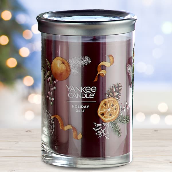 Yankee Candle&#174; Signature Holiday Zest 20oz. Tumbler Candle