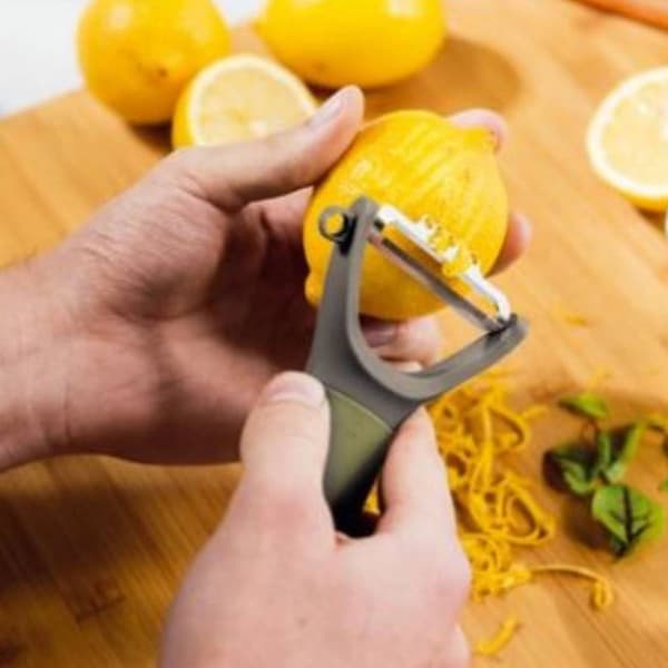 BergHOFF Leo Balance 5in. Stainless Steel Y-Peeler w/ Zester
