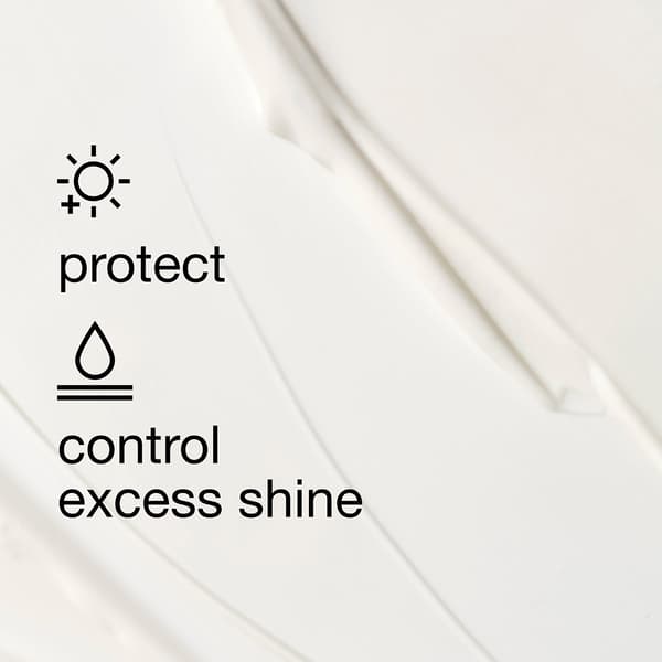 Clinique UV Solutions Mattifying Sunscreen with Salicylic Acid
