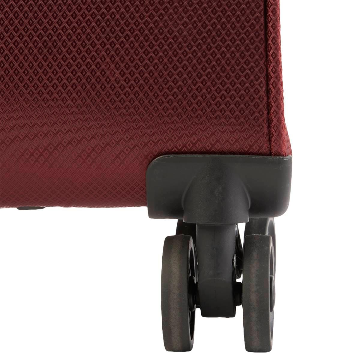 Journey Soft Side 24in. Spinner Luggage