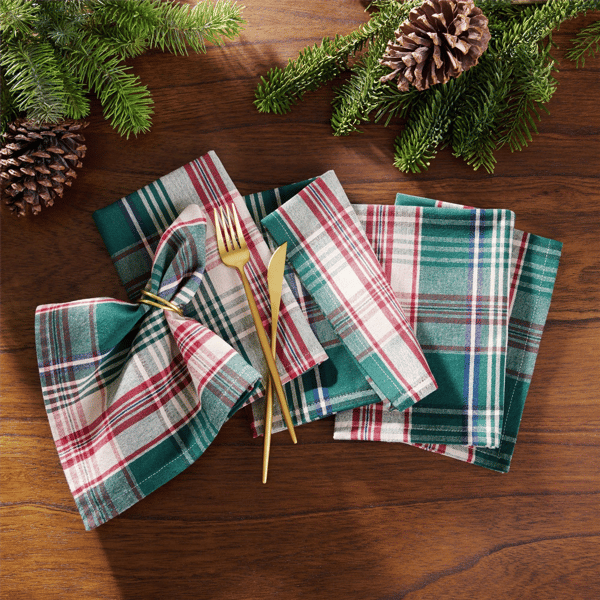 Threadmade Holiday Fireside Plaid Napkins - Set of 8