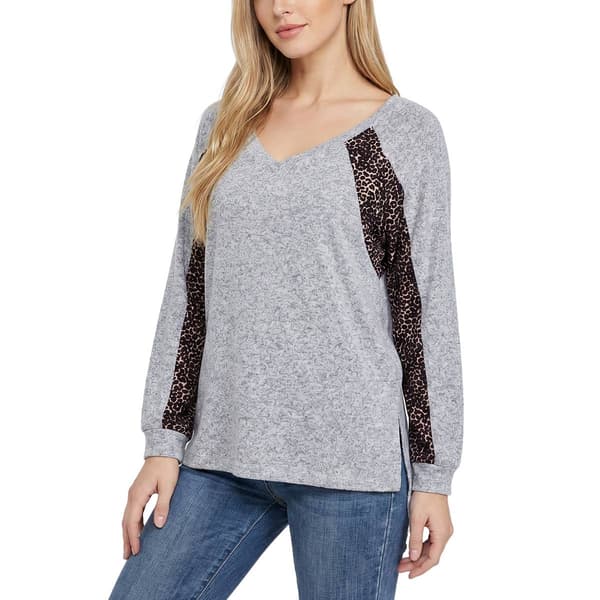 Womens NY Collection Long Sleeve Vneck Hacchi Cheetah - image 