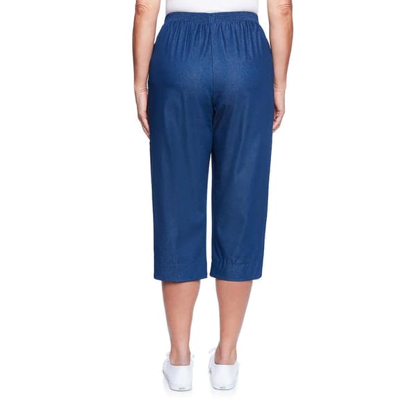 Womens Alfred Dunner Classics Denim Pull On Capri Pants