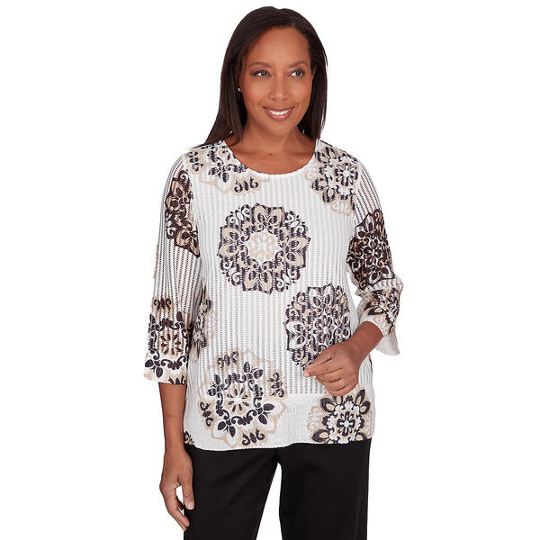 Petite Alfred Dunner Opposites Attract Medallions Open Weave Top - image 