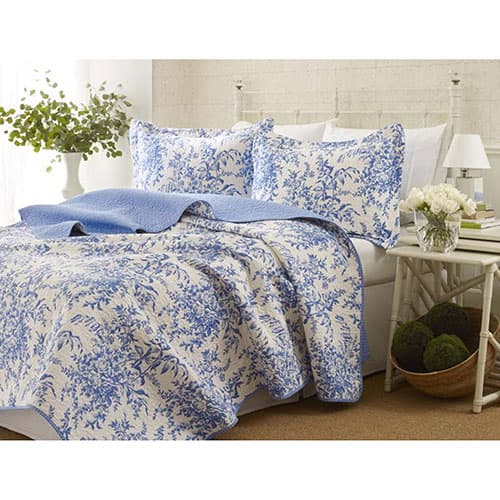 Laura Ashley(R) Bedford Quilt Set
