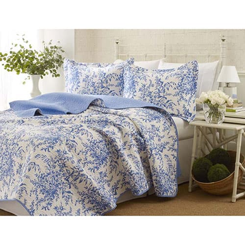 Laura Ashley(R) Bedford Quilt Set - image 