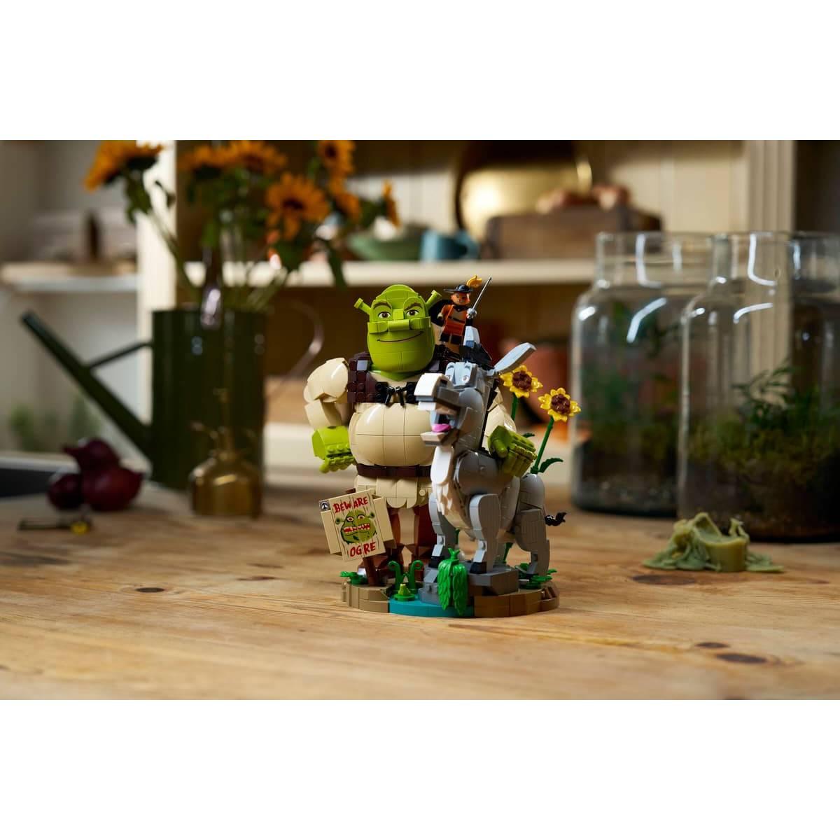 LEGO® Shrek, Donkey & Puss in Boots