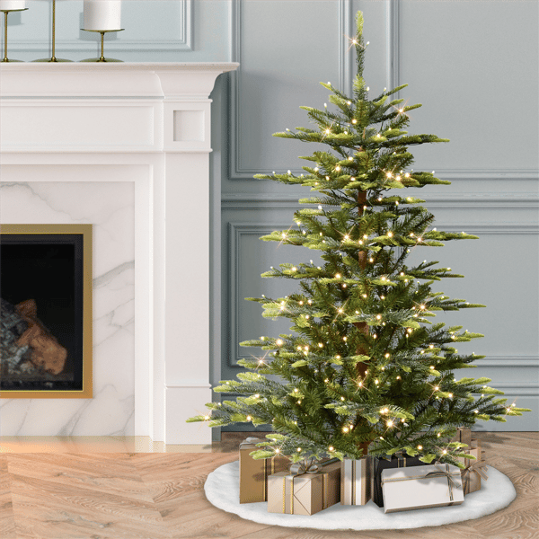 Puleo International 4.5ft. Pre-Lit Aspen Fir Christmas Tree