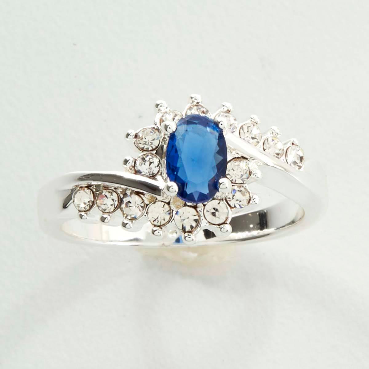 Ashley Cooper™ Silver Oval Montana Stone & Pave Ring