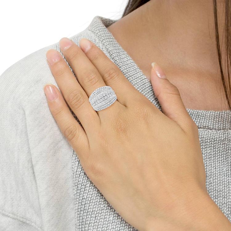 Haus of Brilliance Sterling Silver 2ctw. Diamond Cluster Ring