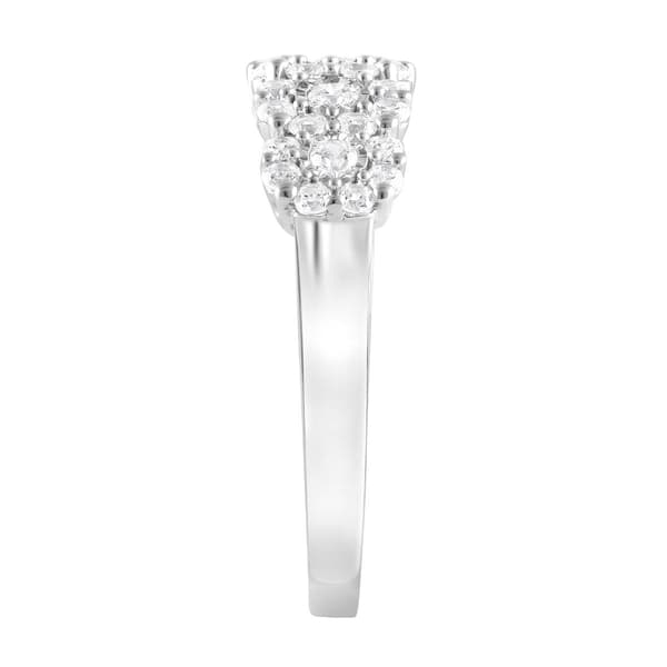 Nova Star® White Gold Lab Grown Diamond Engagement Ring