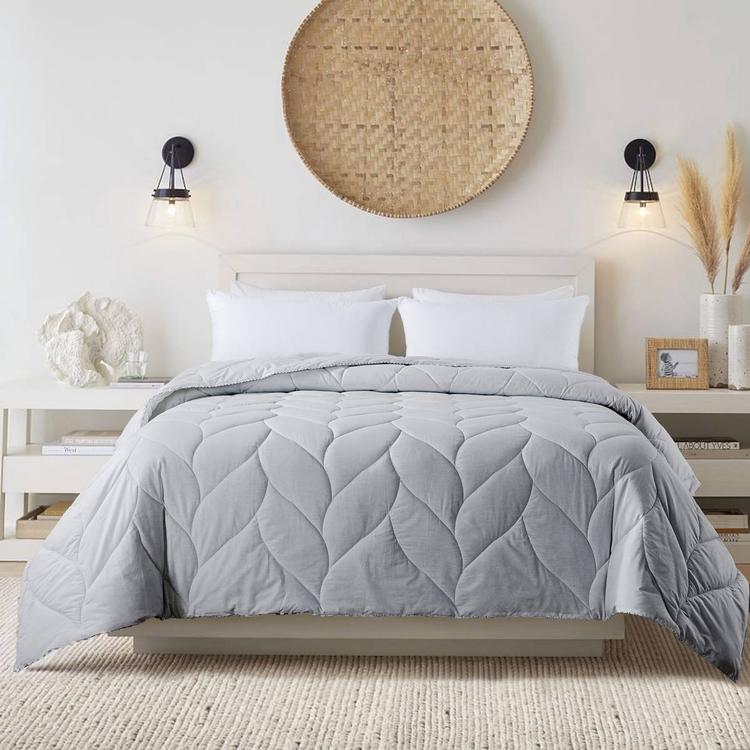 Waverly Antimicrobial Down Alternative Comforter