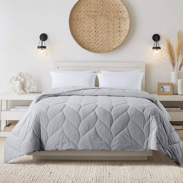 Waverly Antimicrobial Down Alternative Comforter - image 