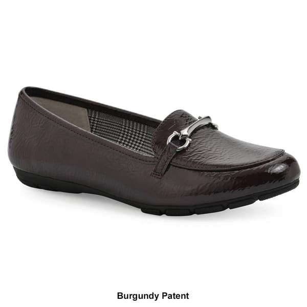 Womens Cliffs by White Mountain Glowing Loafers