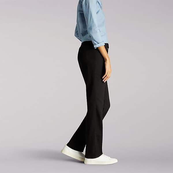 Petite Lee&#174; Instantly Slim Short Relaxed Fit Jeans - Black