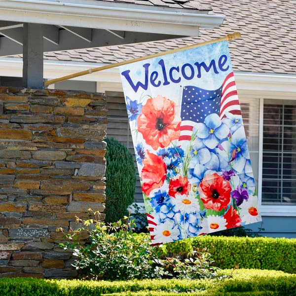 Northlight Seasonal 5ft. Wooden Flagpole