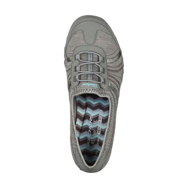 Womens Skechers Breathe-Easy Simple Fashion Sneakers