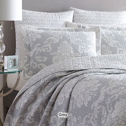 Laura Ashley® Venetia Quilt Set