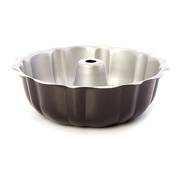 Cuisinart&#40;R&#41; Fluted 9.5 Inch Cake Pan - image 