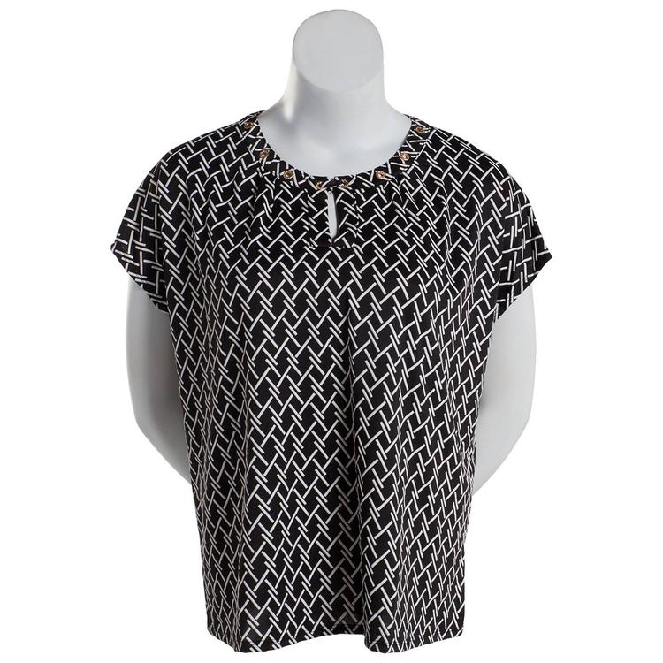 Petite Notations Short Sleeve Geo Grommet Neck Shell Blouse