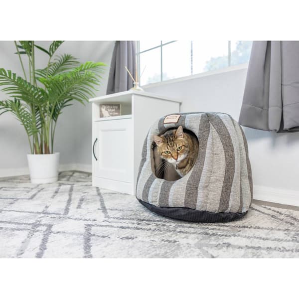 Armarkat Cave Shape Cat Bed