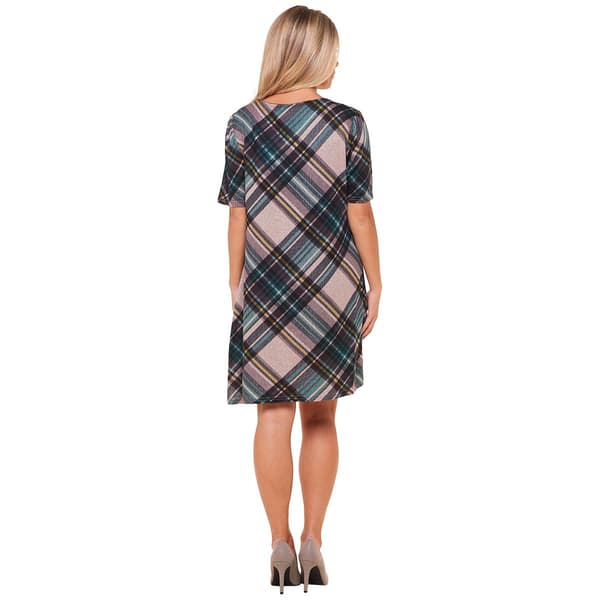 Petite Madison Leigh Short Sleeve Plaid Knit Dress