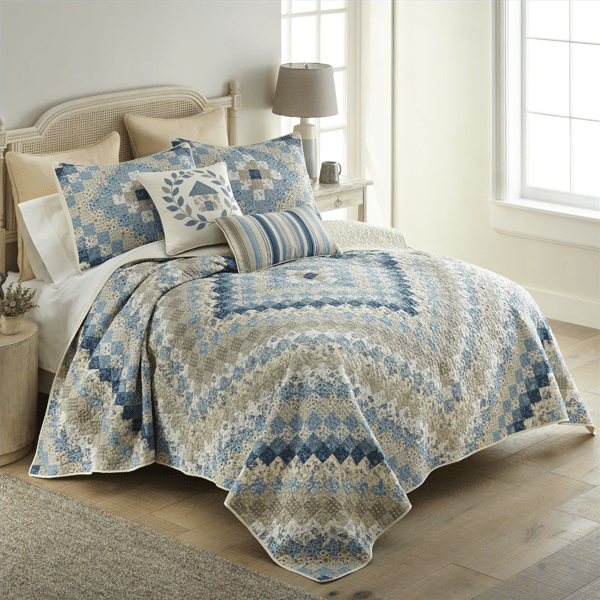 Donna Sharp Blue Diamond Quilt Set - image 