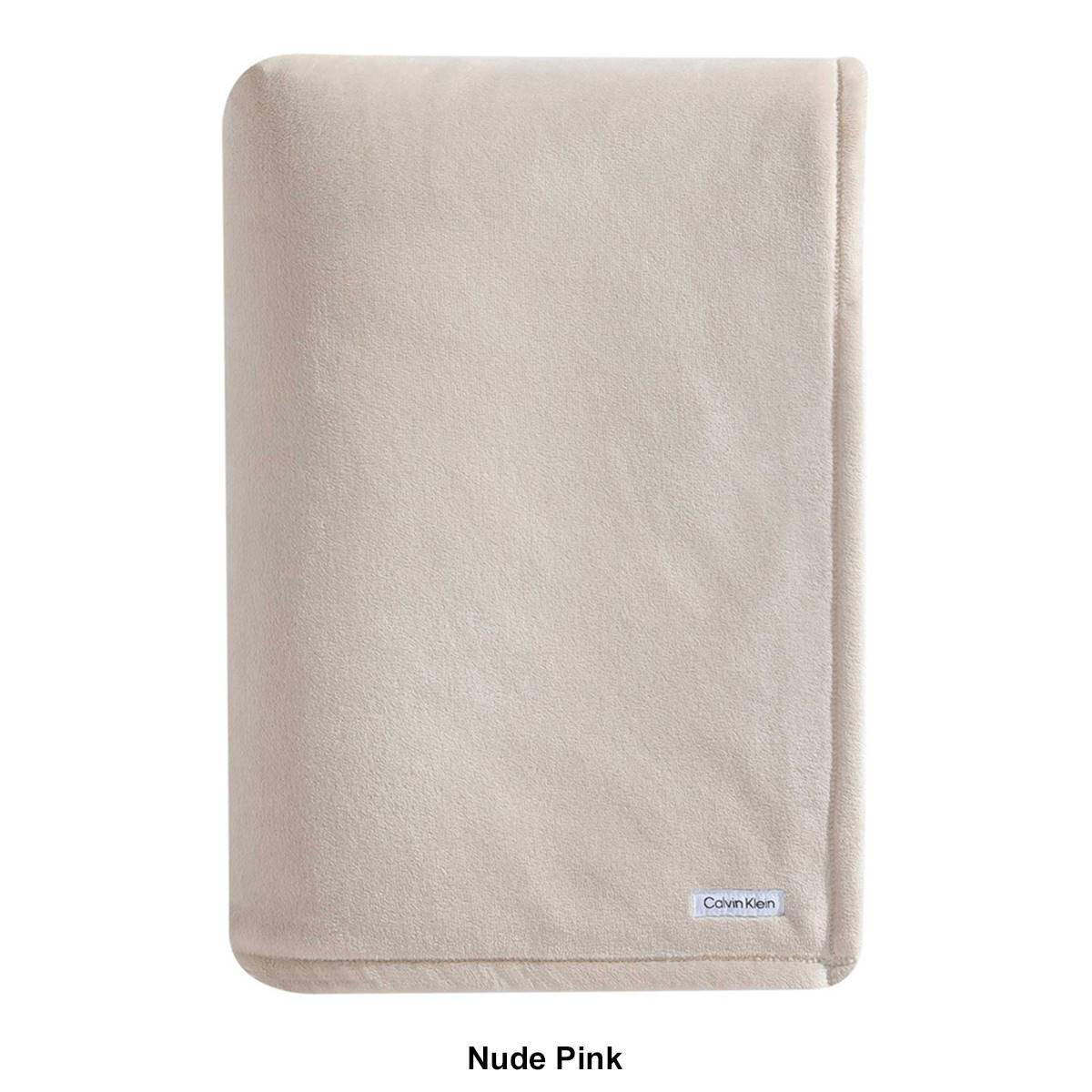 Calvin Klein Solid Plush Blanket