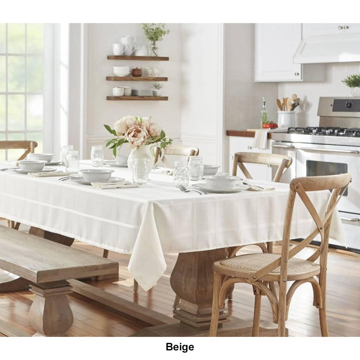 Elrene Elegance Plaid Tablecloth