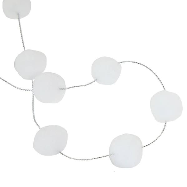 Northlight Seasonal 9ft. White Plush Snowball Christmas Garland