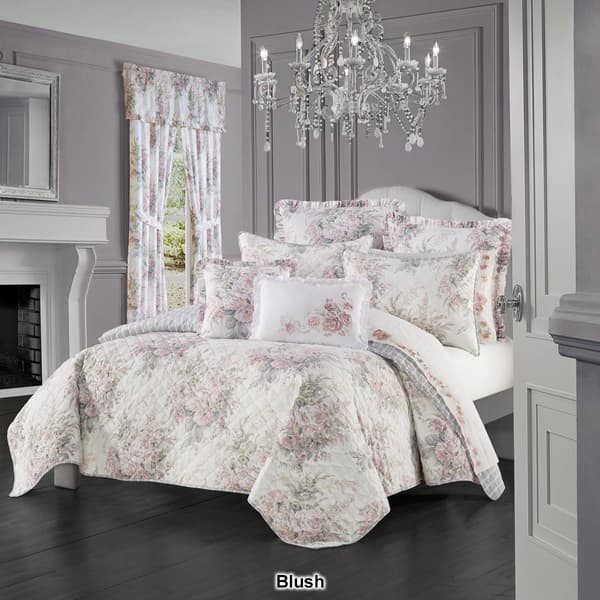 Royal Court Estelle Quilt Set