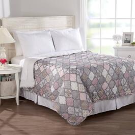 Ashley Cooper&#40;tm&#41; Decorated Ogee Print Quilt