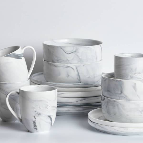 Stone Lain Brighton 16pc. Porcelain Dinnerware Set