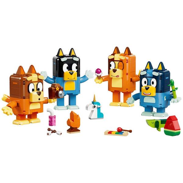 LEGO® Bluey Brick Built Bluey Family