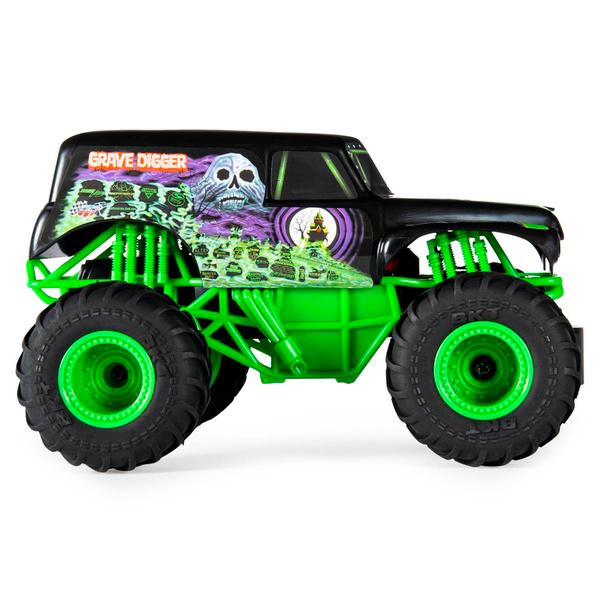 Spin Master Grave Digger Remote Control 1.24 Scale Car